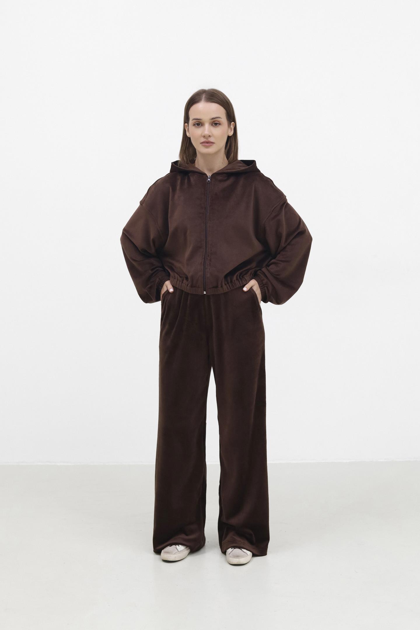 Жіноча велюрова кофта на блискавці Шоколад