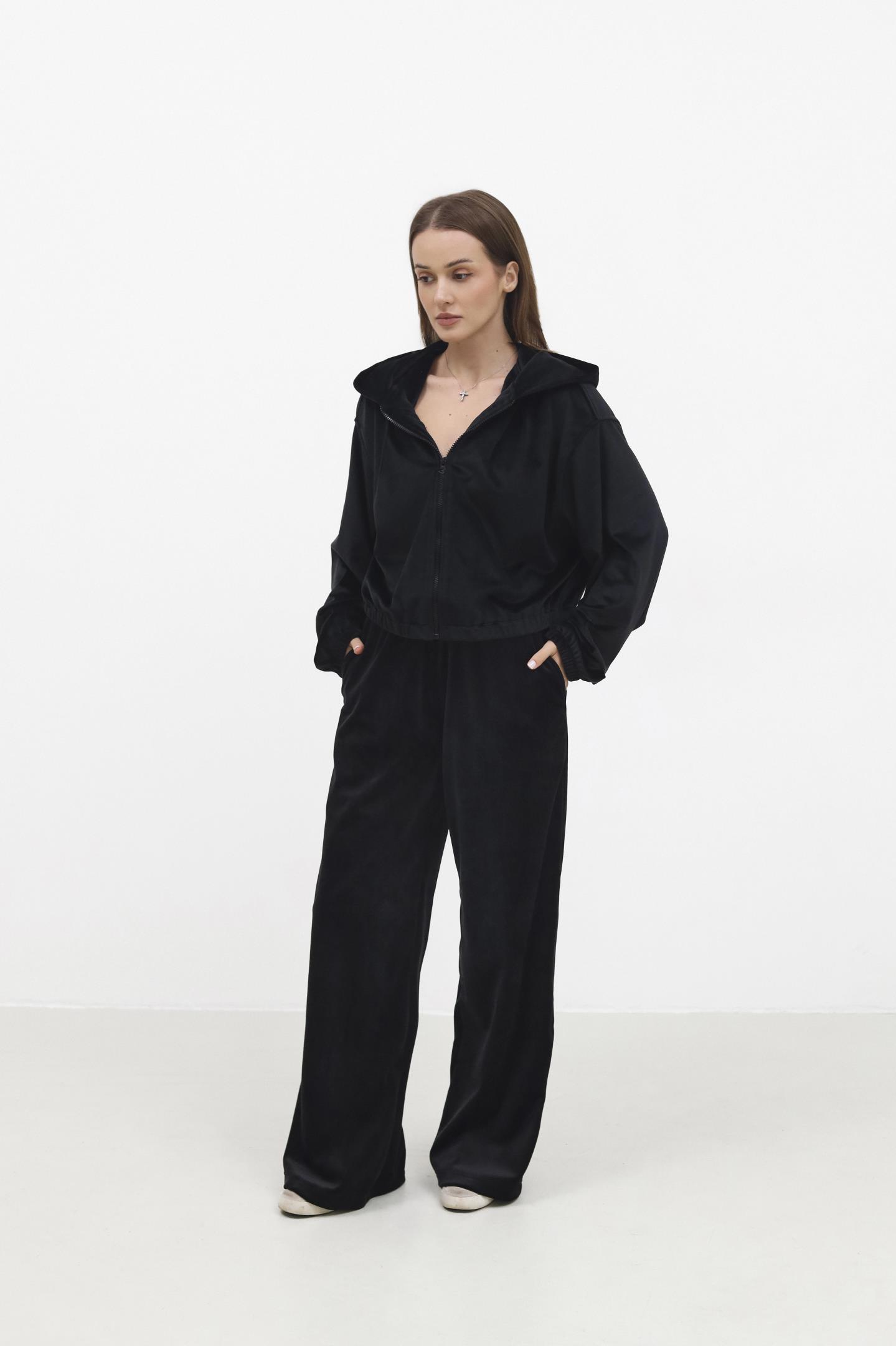 Жіноча велюрова кофта на блискавці Чорний