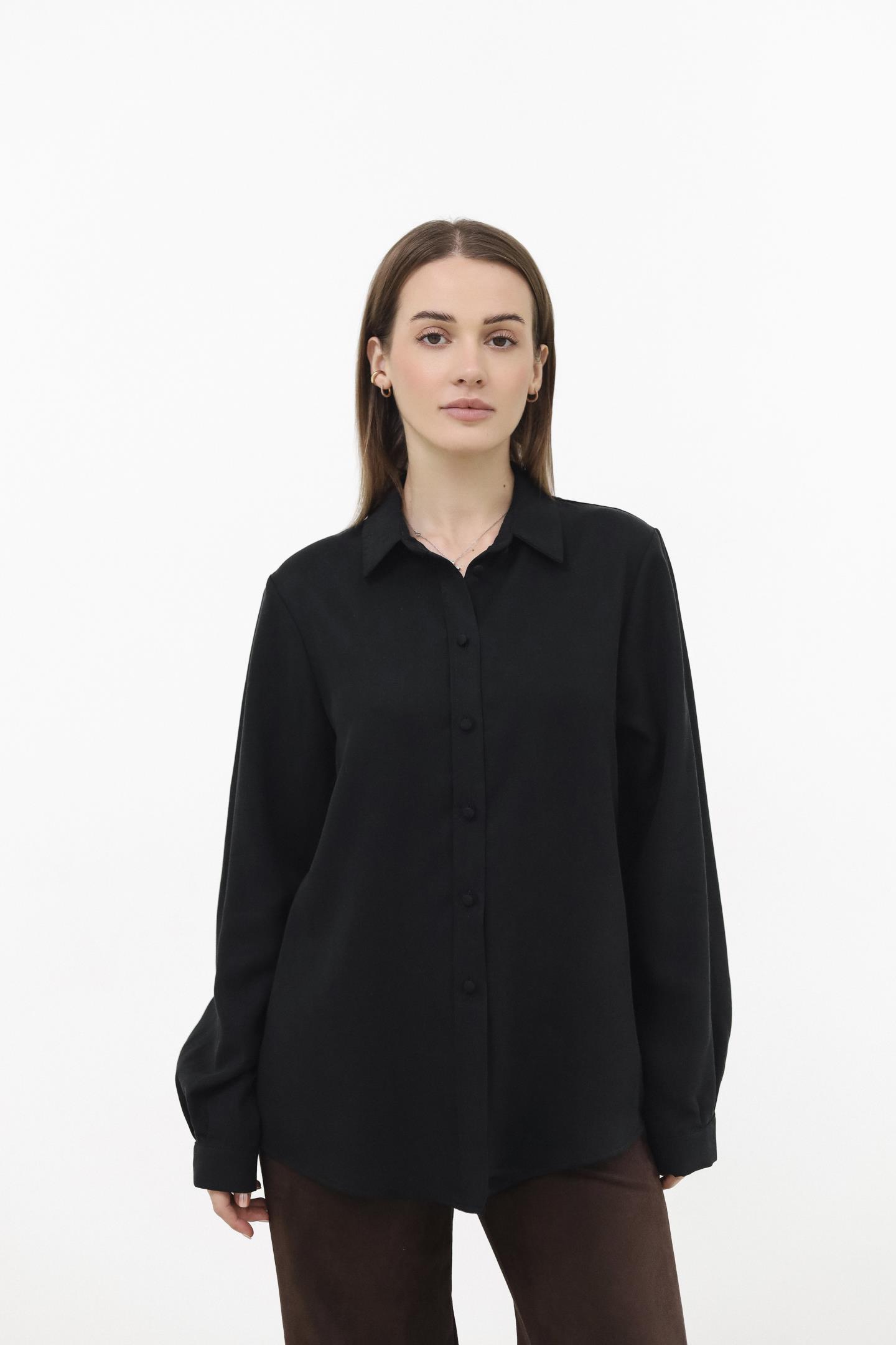 Жіноча блуза з подовженим силуетом Чорний