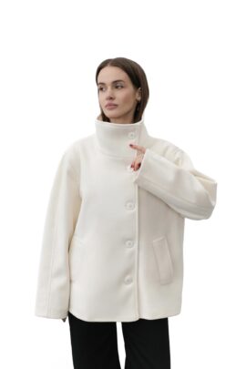 Стильне укорочене пальто Молоко