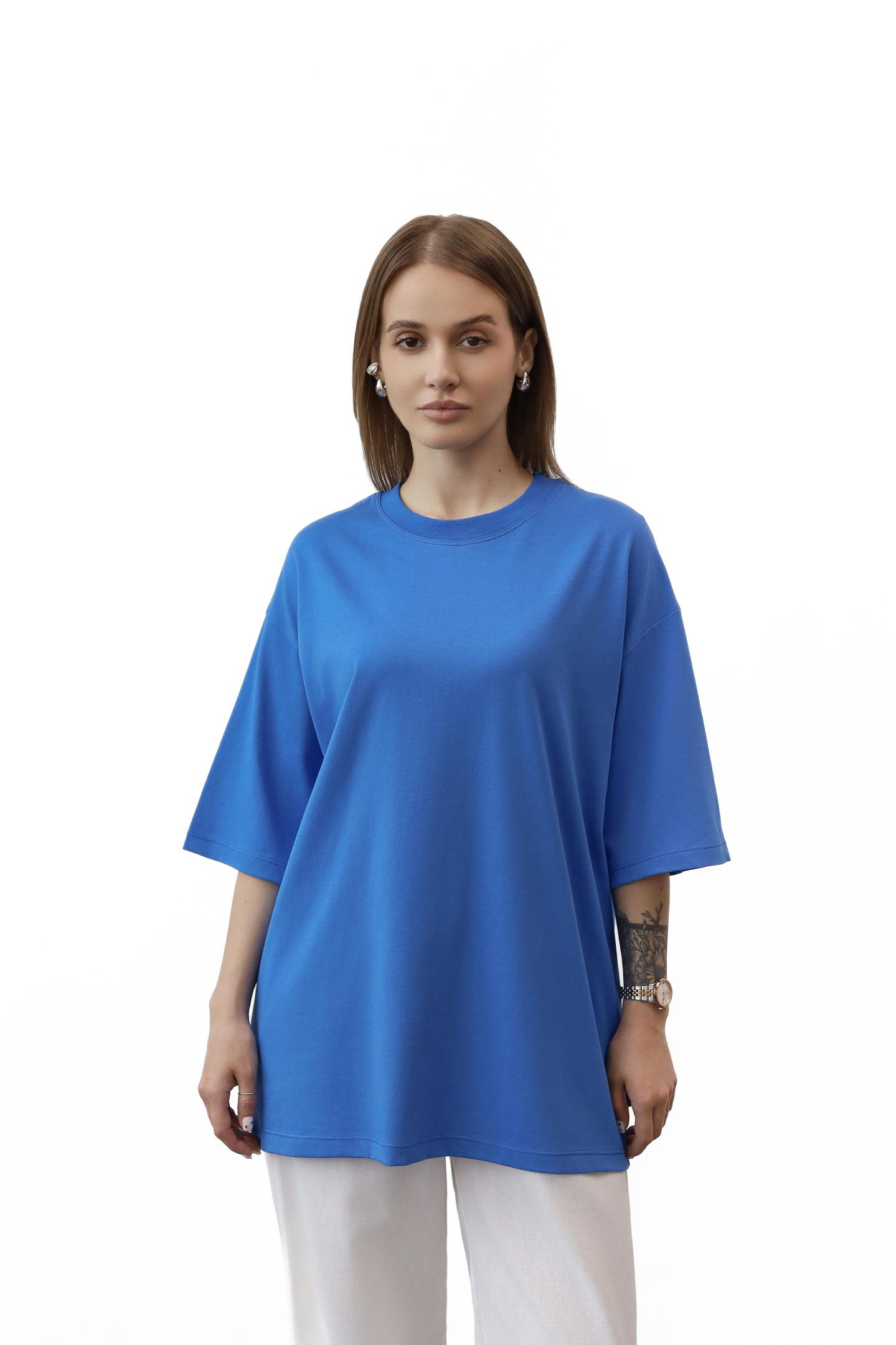 Базова футболка oversize Васильковий