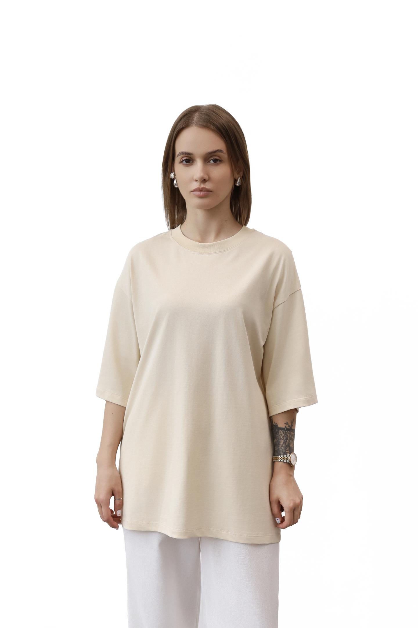 Базова футболка oversize Кремовий